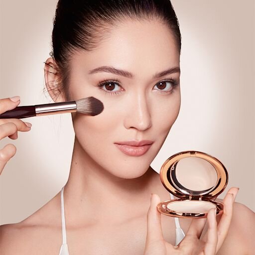 AIRBRUSH BRIGHTEN & BLUR ON THE GO YÜZ SETİ