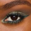 CHARLOTTE’UN GÜZELLEŞTİRİCİ GÖZ TRENDLERİ PALETİ EMERALD EFFECT