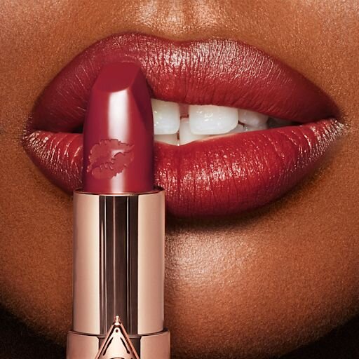 Hot Lips 2 YEDEK VIVA LA VERGARA
