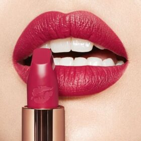 Hot Lips 2 YEDEK UÇU AMAZING AMAL
