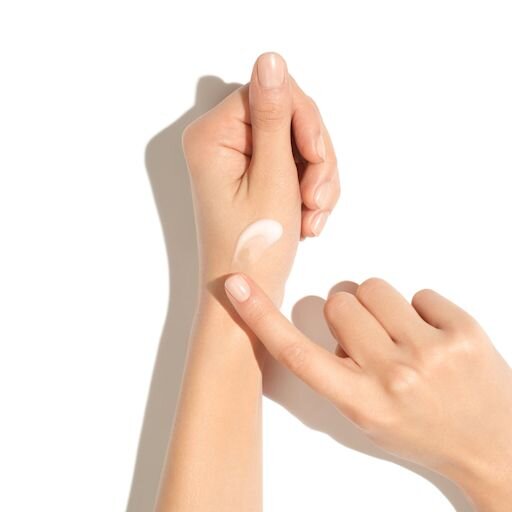 KARALAR NOKTALARI DÜZELTİCİ PARLAKLIK KAZANDIRICI SERUM 30 ML