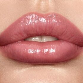 Pillow Talk LUSCIOUS LIP SLICK SİHİRLİ İNDİRİMLER