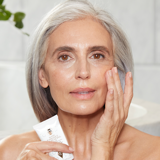 SÜPER PARLAKLIK YENİLEYİCİ YÜZ BAKIMI 50 ML ASİTLI PEELING