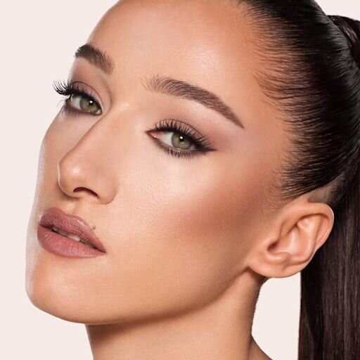 Super Nudes LOOK MAKYAJ SETİ