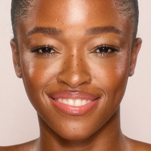 UNREAL SKIN SHEER GLOW TINT NEMLENDİRİCİ FONDÖTEN ÇUBUĞU 12.5 TAN