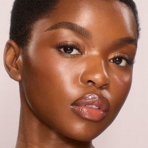 UNREAL SKIN SHEER GLOW TINT NEMLENDİRİCİ FONDÖTEN ÇUBUĞU 13 DEEP