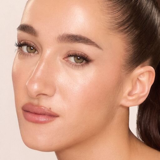UNREAL SKIN SHEER GLOW TINT NEMLENDİRİCİ FONDÖTEN ÇUBUĞU 4 FAIR